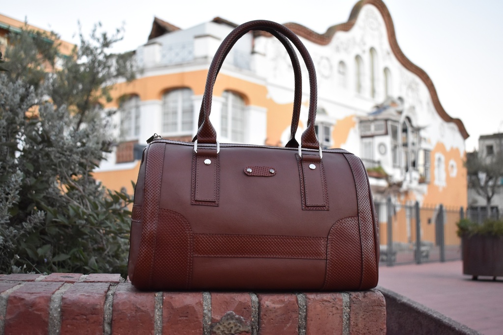 Big honey handbag
